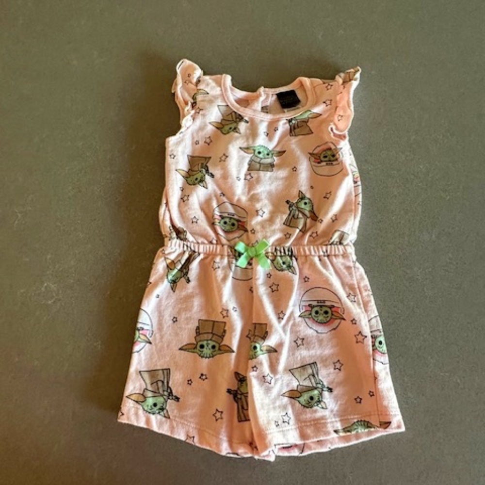 Star Wars Baby Yoda Bodysuit in Cream and Green